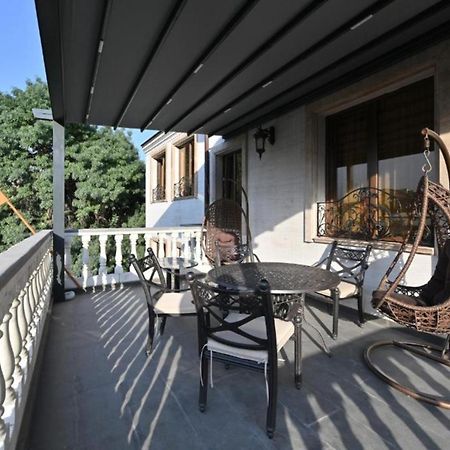 Partez Hotel Jerevan Exteriör bild
